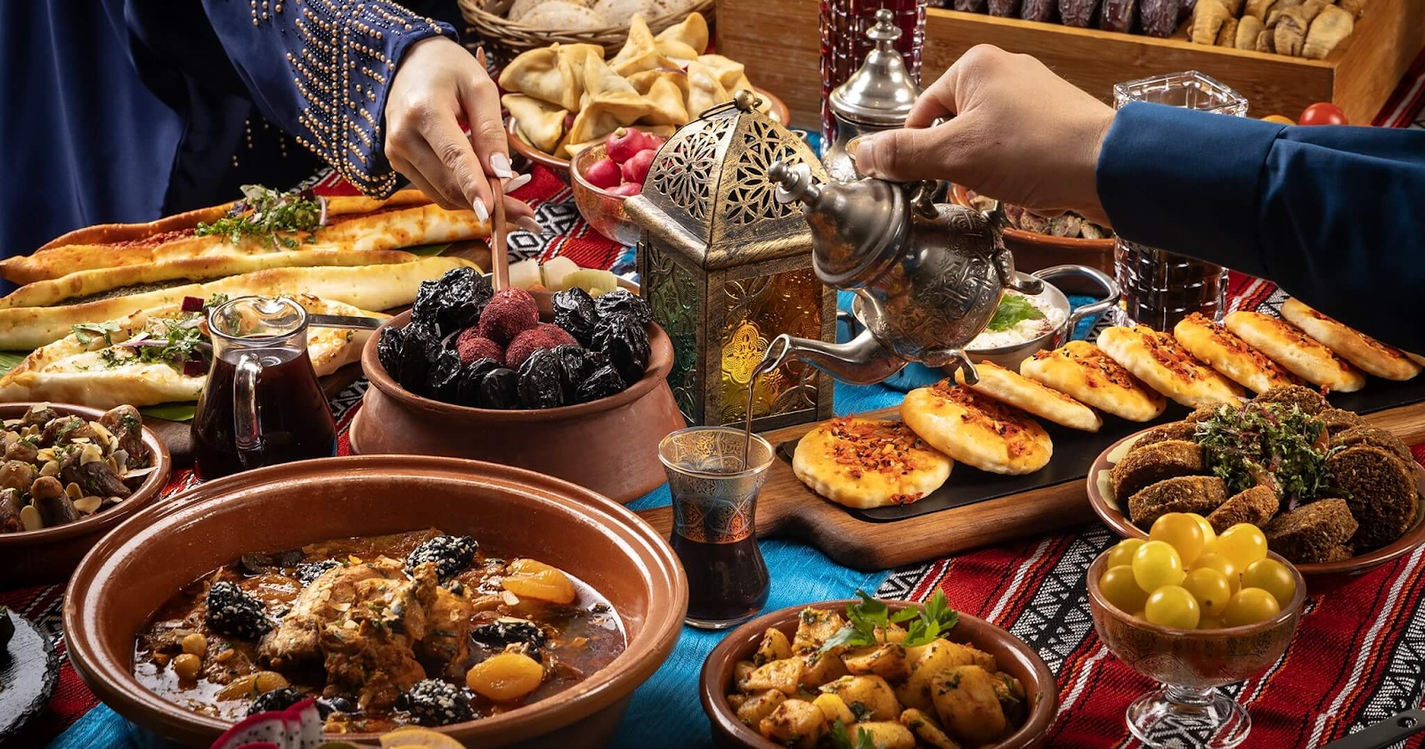 Meals and dining experience at Beyond Wadi Rum Camp in Wadi Rum